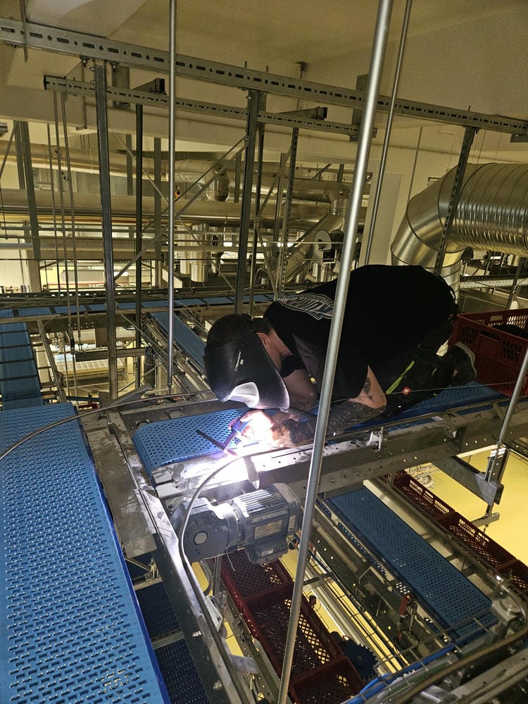 Industriemontage - Mitarbeiter KUMA